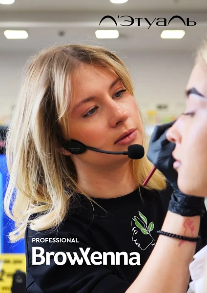BrowXenna trainer working on a model